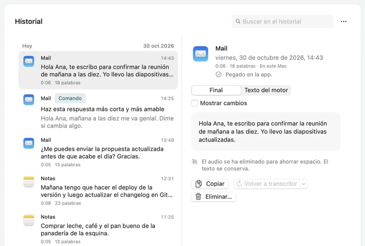 Historial de Soffio: dictados ordenados por app y hora, con el más reciente abierto a la derecha.